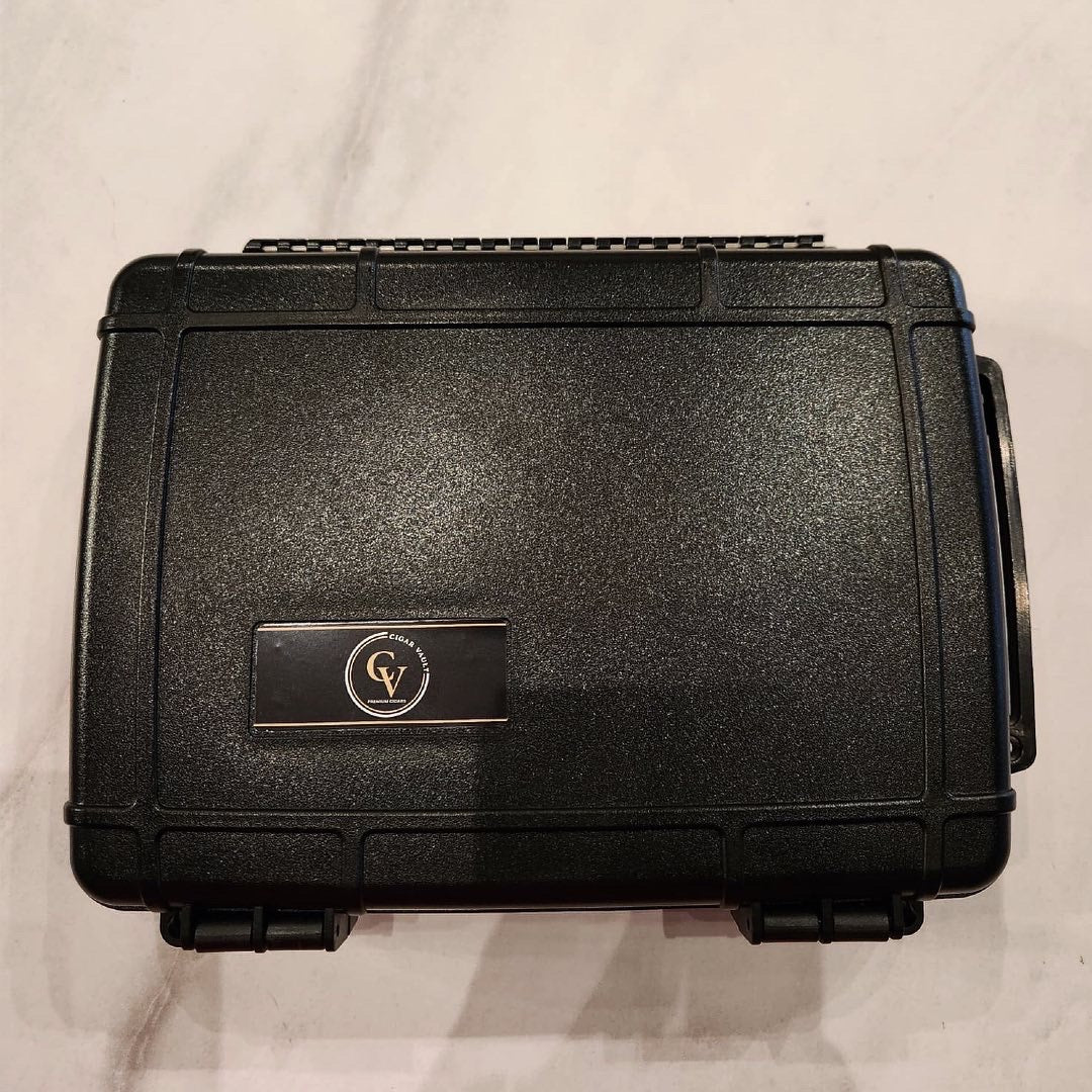 Holiday Gift Set by Cigar Vault - CIGAR VAULT
