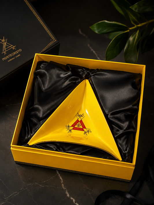 Montecristo Triangular 2 Ashtray